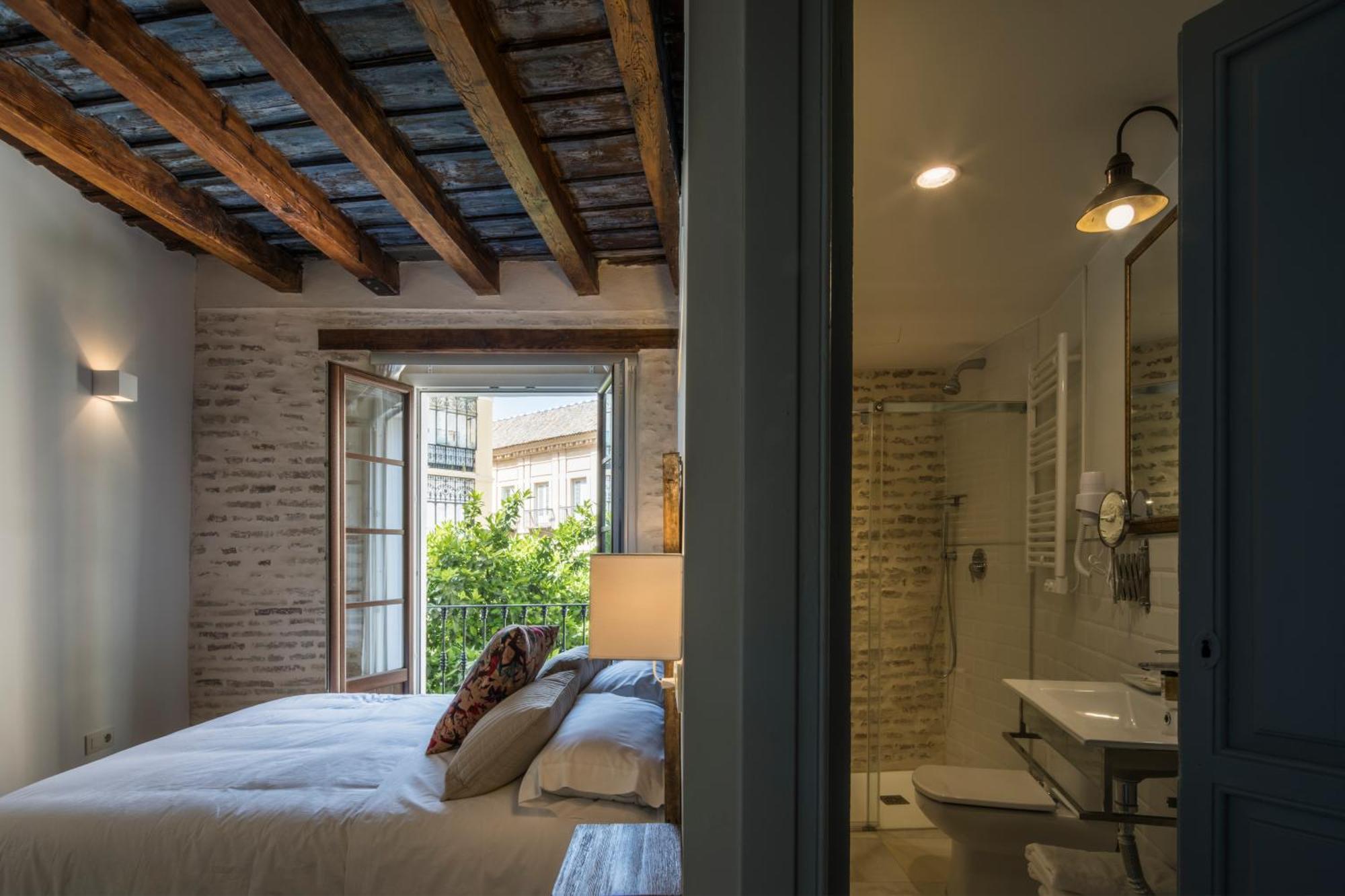 Santa Maria Apartments Sevilla Oda fotoğraf